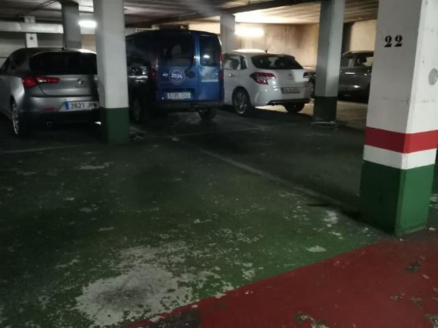 Garaje en venta en Santiago de Compostela, Santiago