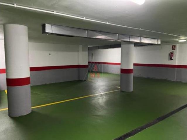 Garaje en venta en San Lorenzo - La Palomera - San Mamés, León