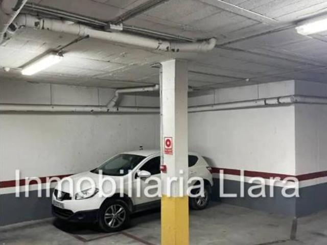 Garaje en venta en Lucena, Córdoba