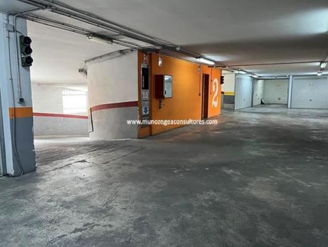 Garaje en venta en Lucena, Córdoba