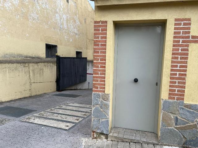 Garaje en venta en Santorcaz, Madrid
