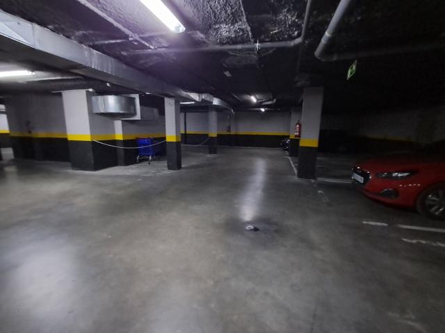 Garaje en venta en Madrid, Ventas