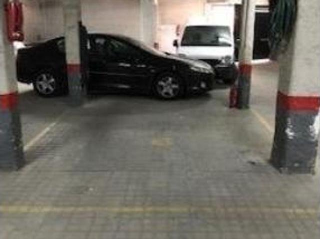 Garaje en venta en Embajadores, Madrid