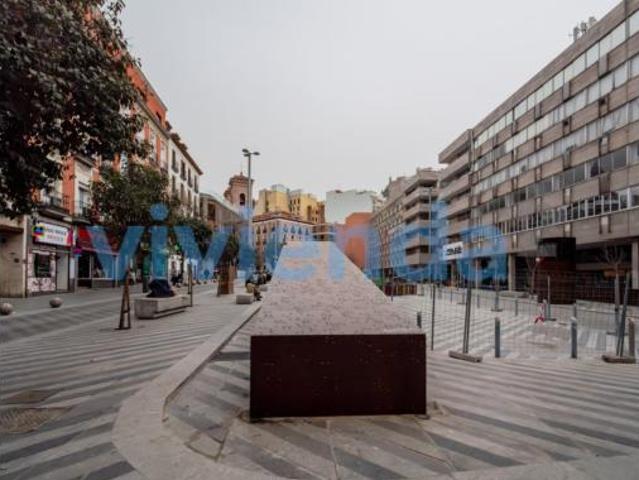 Garaje en venta en Universidad, Madrid
