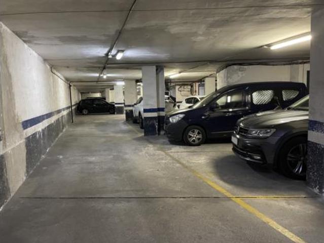 Garaje en venta en Peramàs, Mataró