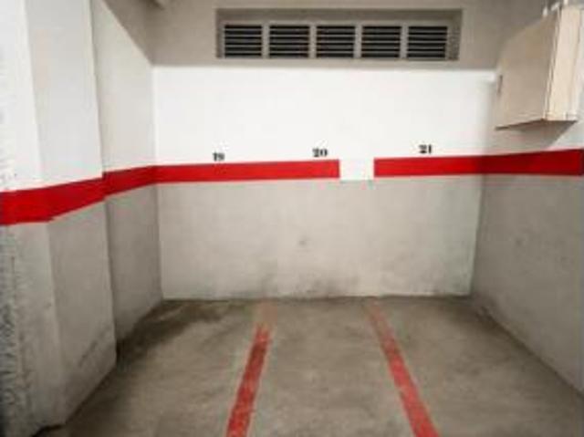 Garaje en venta en Rocafonda, Mataró