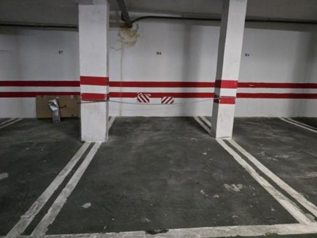 Garaje en venta en Calahonda, Motril