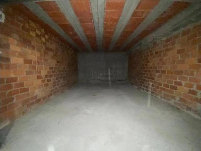 Garaje en venta en Ourense