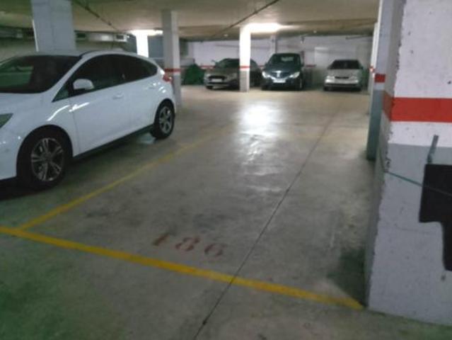 Garaje en venta en Can Rull, Sabadell