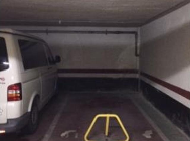 Garaje en venta en Puiu-Lanberri, Donostia / San Sebastián
