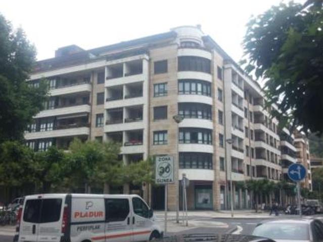 Garaje en venta en Bentaberri, Donostia / San Sebastián