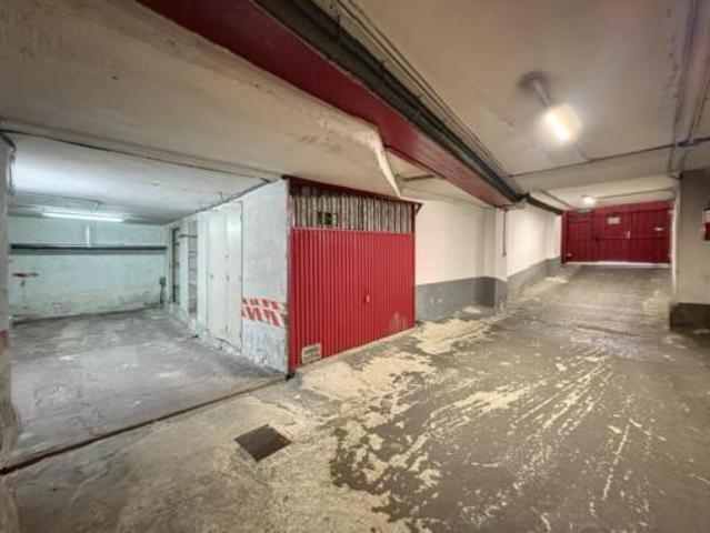 Garaje en venta en Iruresoro, Donostia / San Sebastián