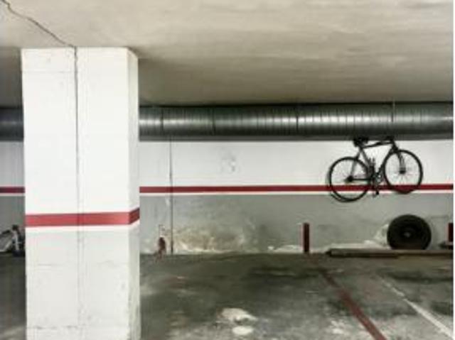 Garaje en venta en Sant Sadurní d'Anoia, Barcelona