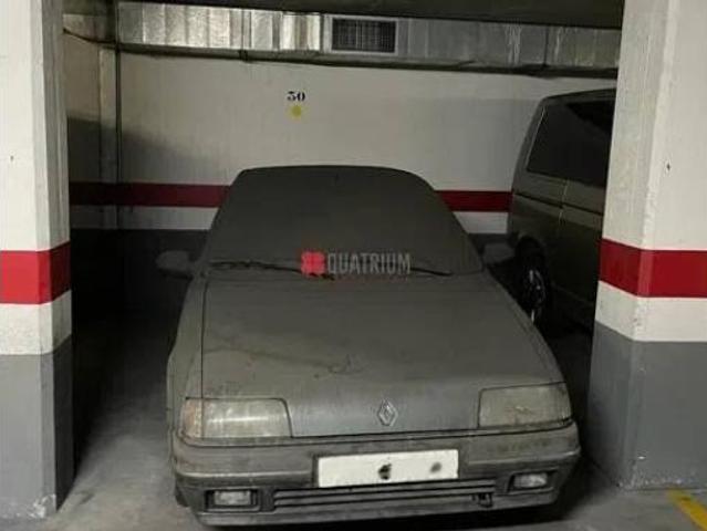 Garaje en venta en O Penedo, Santiago de Compostela