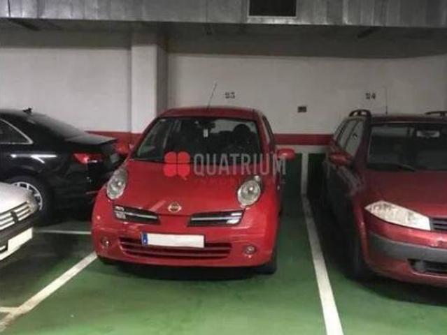 Garaje en venta en A Rosaleda, Santiago de Compostela