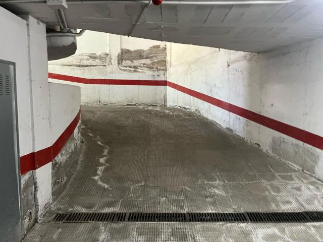 Garaje en venta en Alcalá Del Río, Andalucía