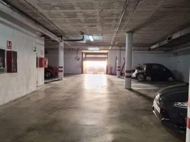 Garaje en venta en Santa Eufemia, Tomares