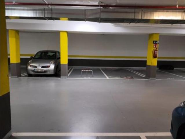 Garaje en venta en Landa, Urduliz