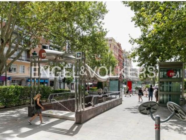 Garaje en venta en la Petxina, València