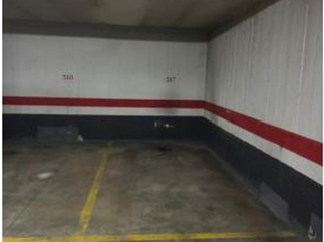 Garaje en venta en la Creu Coberta, València