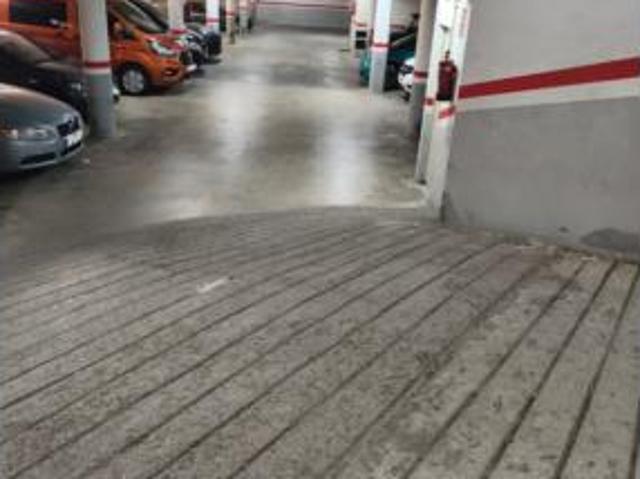Garaje en venta en Barri Pinxo, Vilanova del Vallès