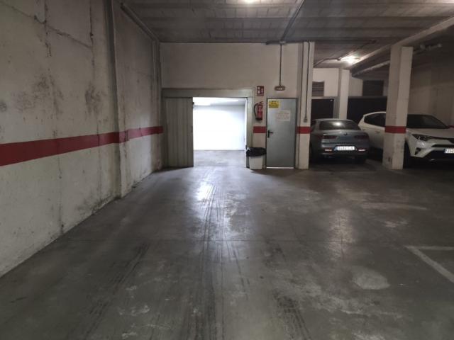 Garaje en venta en Almansa, Castilla-La Mancha