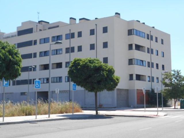 Garaje en venta en Ávila, Castilla y León