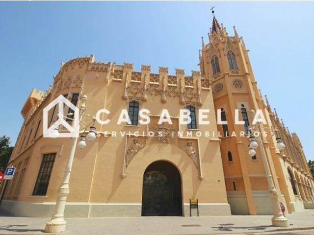 Local Comercial en venta en Valencia De Las Torres, Extremadura