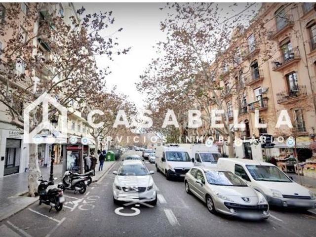 Local Comercial en venta en Valencia De Las Torres, España