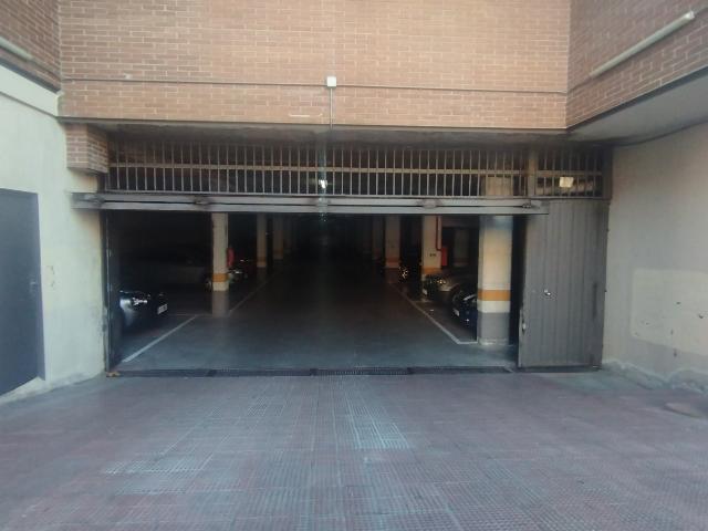 Casa en venta en Ciudad Lineal, Madrid