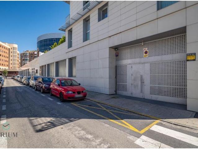 Local Comercial en venta en Ronda, Comarca de la Vega de Granada