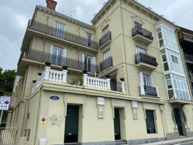 Garaje en venta en Donostia-san Sebastián, Erdialdea