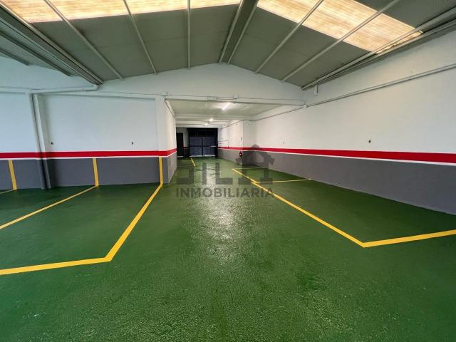 Garaje en venta en As Lagoas, Ourense