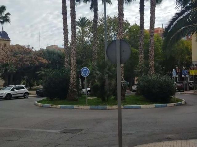 Garaje en venta en Alicante