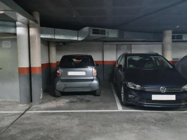 Garaje en alquiler en Castelldefels, Barcelona