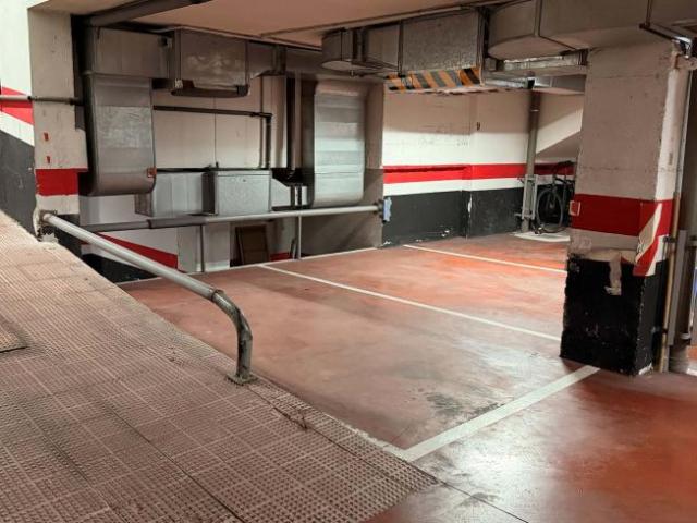 Garaje en venta en Madrid