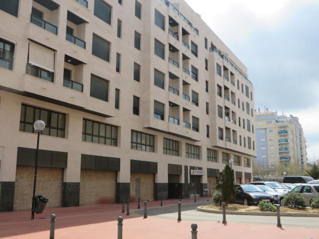 Parking en alquiler en Oliva
