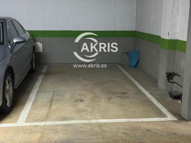 Garaje en venta en Parla, Madrid