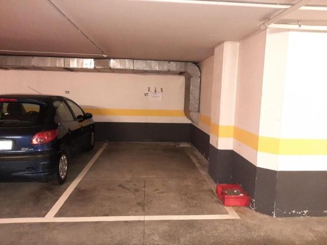 Garaje en venta en Santiago de Compostela, Santiago