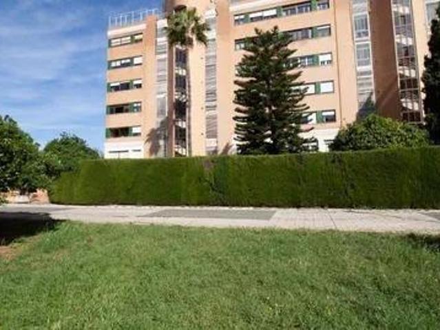 Garaje en venta en Sevilla, Andalucía