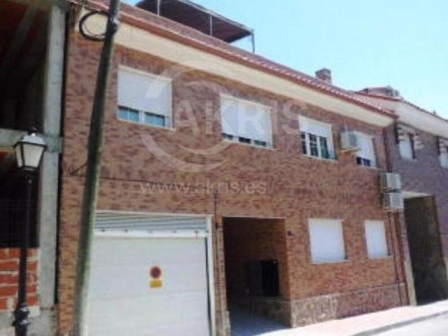 Garaje en venta en Yeles, Castilla-La Mancha