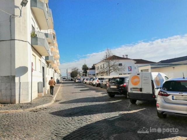 Garagem venda em Beja