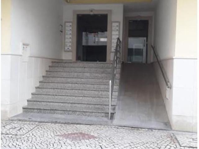 Garagem venda em Cartaxo e Vale da Pinta, Cartaxo