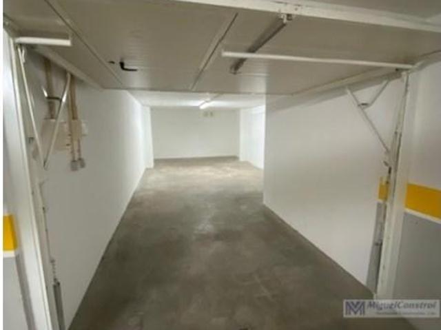 Garagem alugar em Cascais, Lisboa