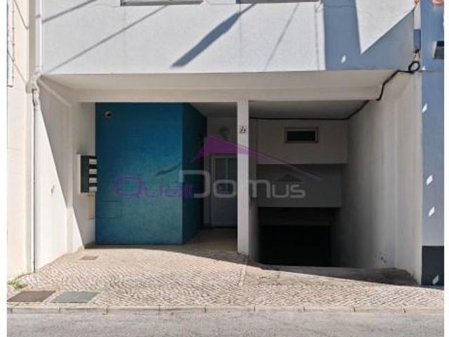 Garagem venda em Entroncamento, Nossa Senhora De Fátima
