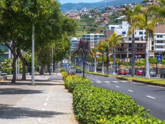 Garagem venda em Funchal