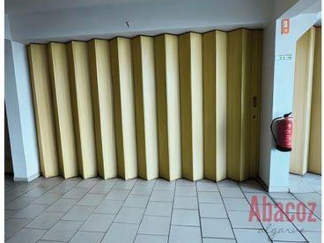 Garagem venda em Ameijeira de Baixo, Lagos