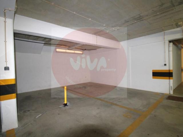 Garagem alugar em Lagos