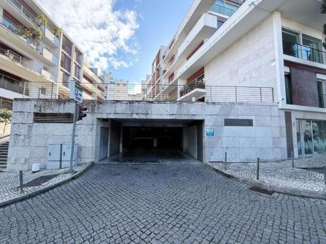 Garagem alugar em Lisboa