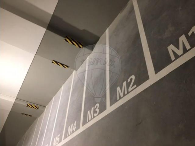 Garagem alugar em Campo de Ourique, Lisboa